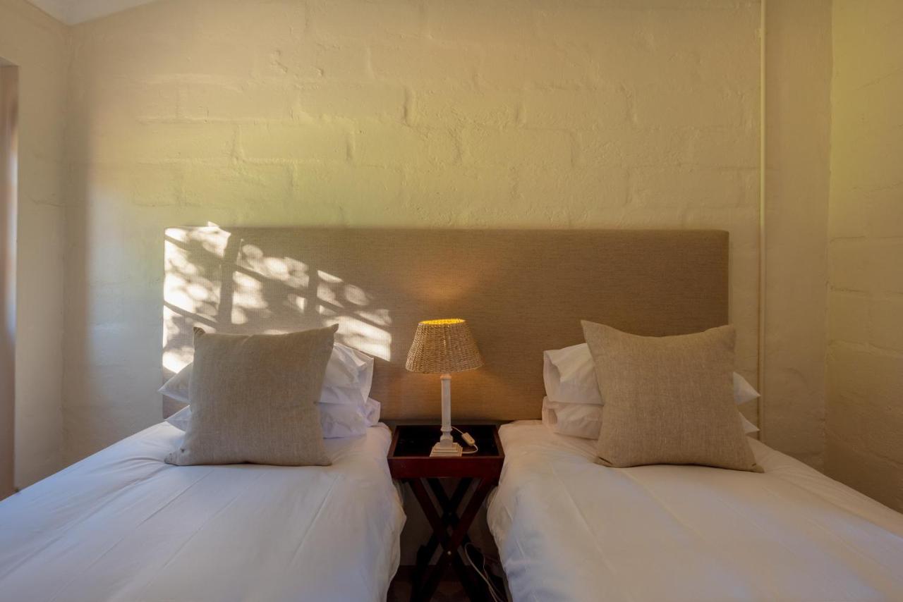 Honeyrock Cottages Kleinmond Exteriör bild