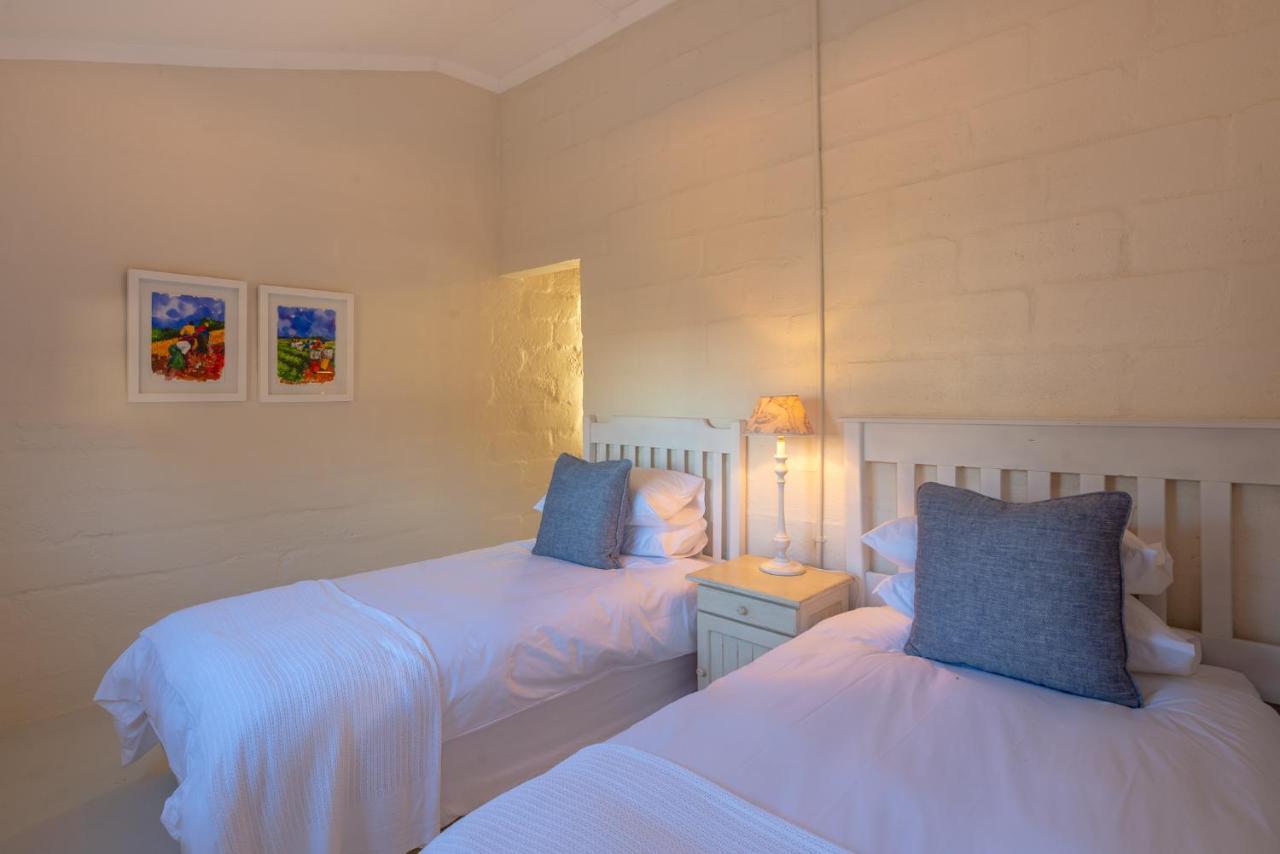 Honeyrock Cottages Kleinmond Exteriör bild