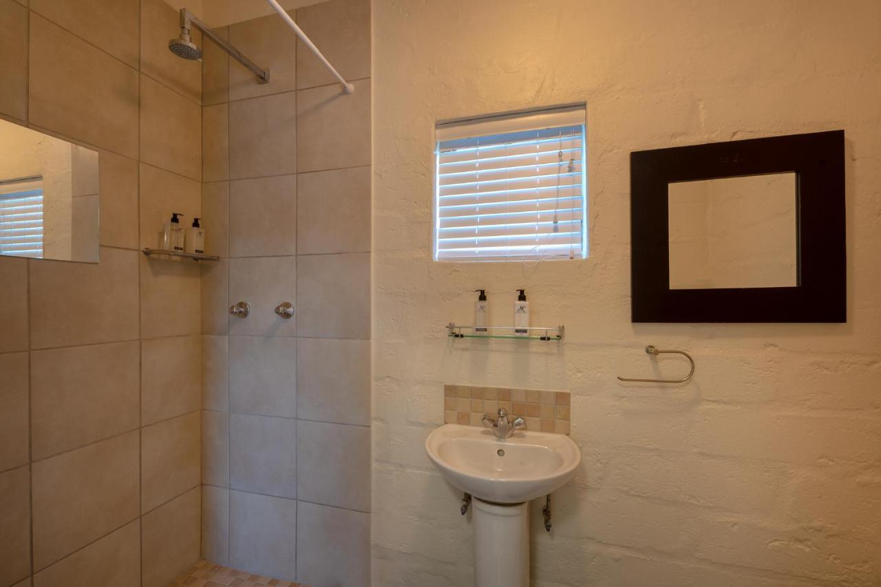 Honeyrock Cottages Kleinmond Exteriör bild