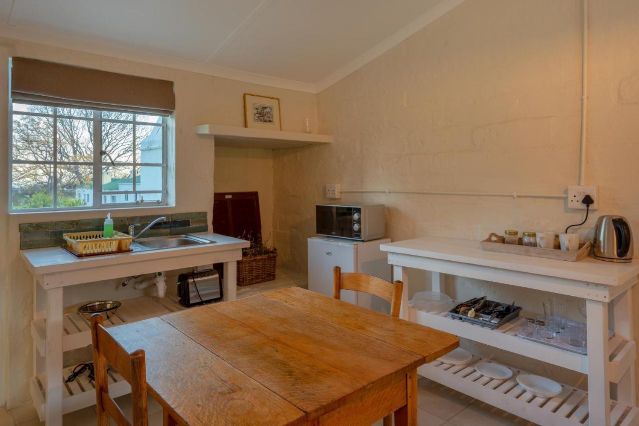 Honeyrock Cottages Kleinmond Exteriör bild